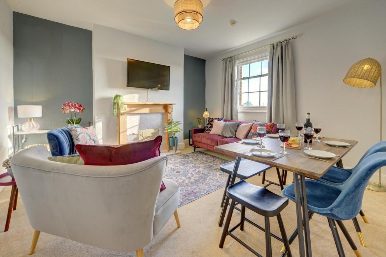 Regency Nest By Spa Town Property - Stylish 3 Bedroom Apartment On 2 Floors, Central לימינגטון ספא מראה חיצוני תמונה