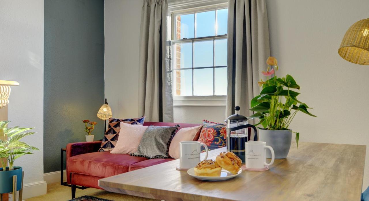 Regency Nest By Spa Town Property - Stylish 3 Bedroom Apartment On 2 Floors, Central לימינגטון ספא מראה חיצוני תמונה